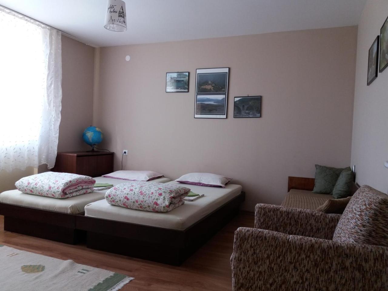 Mihaela Lake Retreat Yuvalar Exterior photo